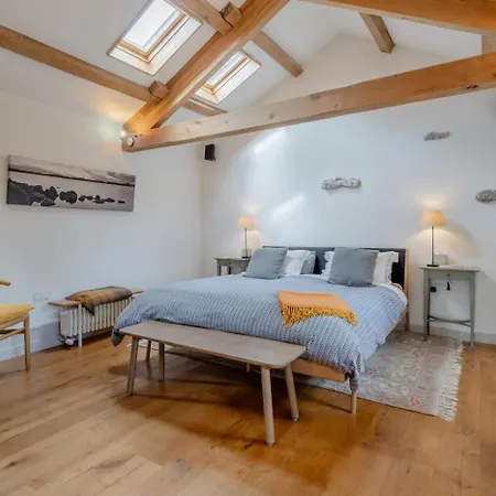 1 Bed In Oc-t41418 *